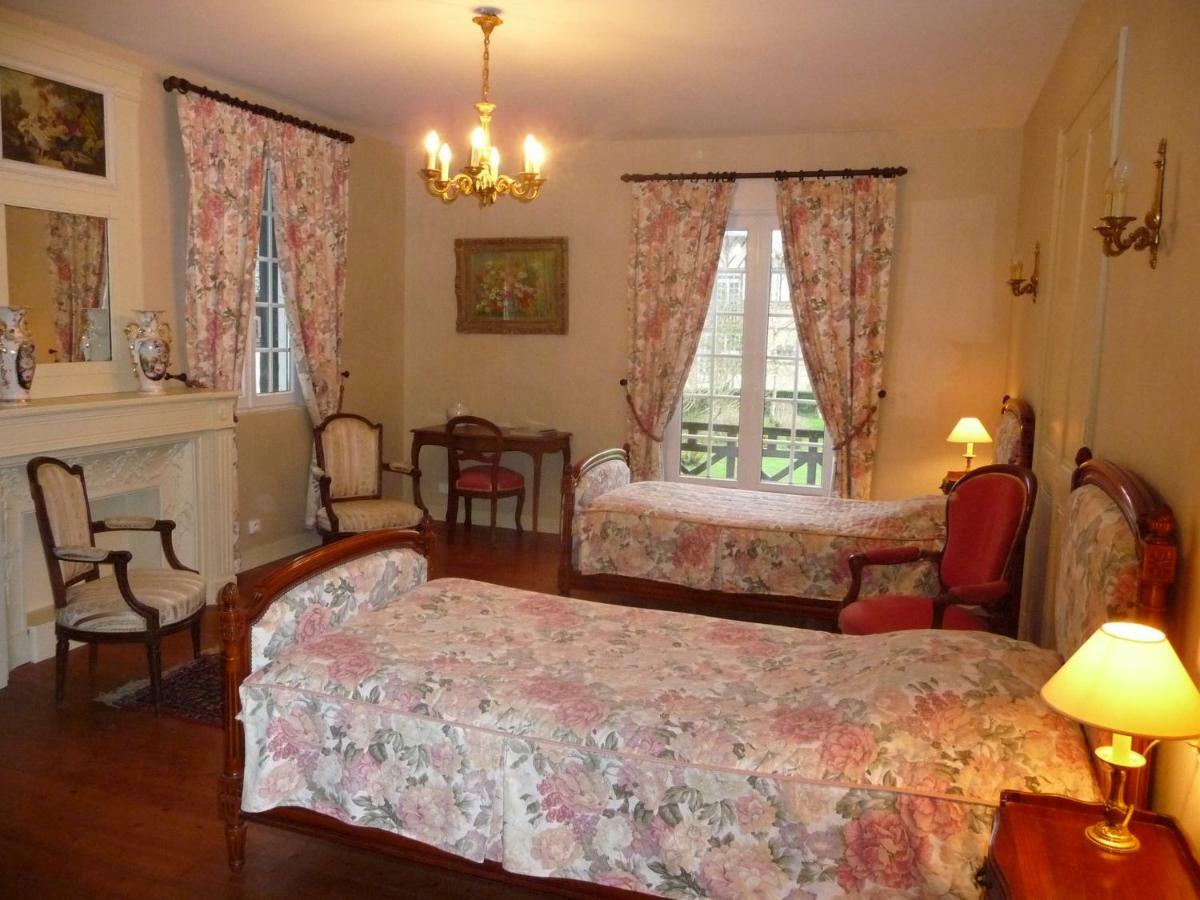 Manoir De Sens Bed & Breakfast Beuvron-en-Auge Ngoại thất bức ảnh