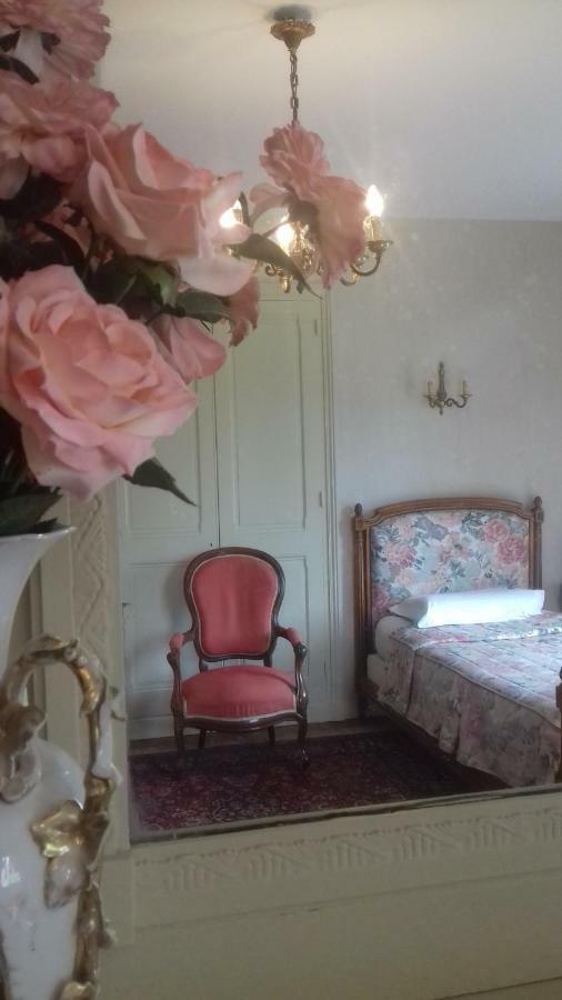 Manoir De Sens Bed & Breakfast Beuvron-en-Auge Ngoại thất bức ảnh