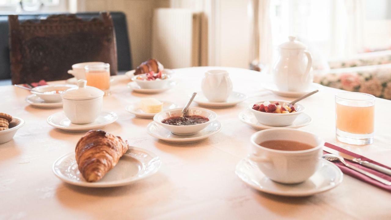 Manoir De Sens Bed & Breakfast Beuvron-en-Auge Ngoại thất bức ảnh